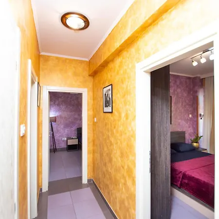 M Lux Apartment
