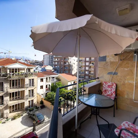 M Lux Apartment *